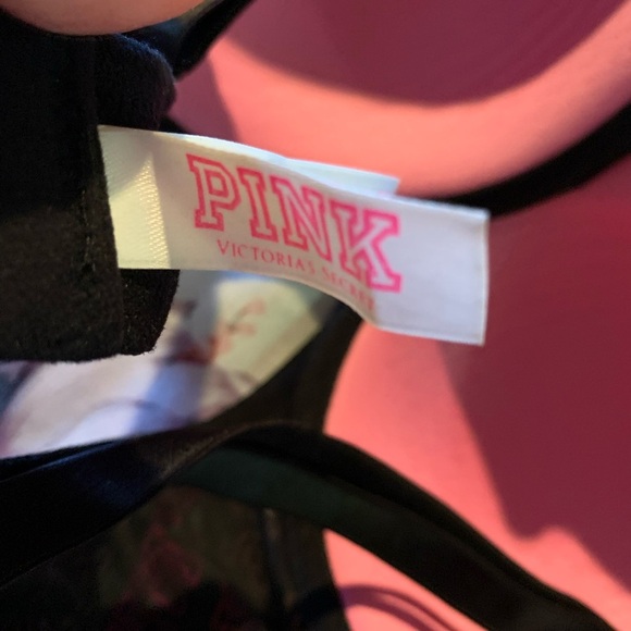 Pink Victoria Secret Women’s Bra Size 36 D - Picture 6 of 8